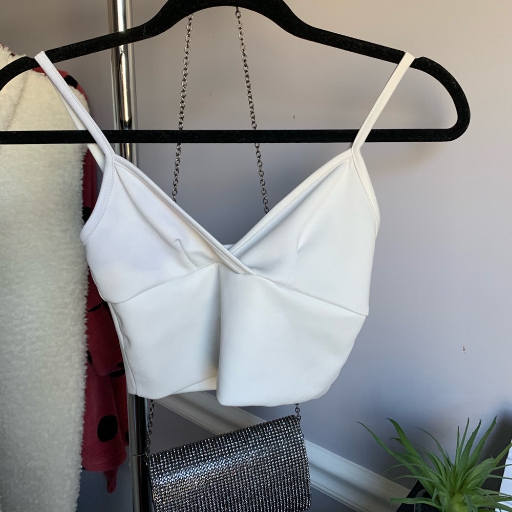 White crop top